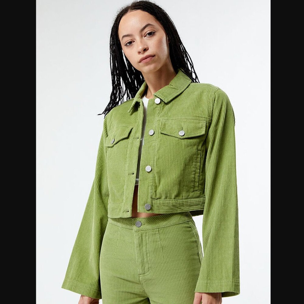 NWT Roxy x Chloe Kim Cropped Corduroy Shacket